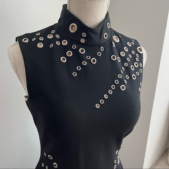 NWT Jovani Black Sleeveless Mock-Neck Shift Dress - Picture 3 of 6